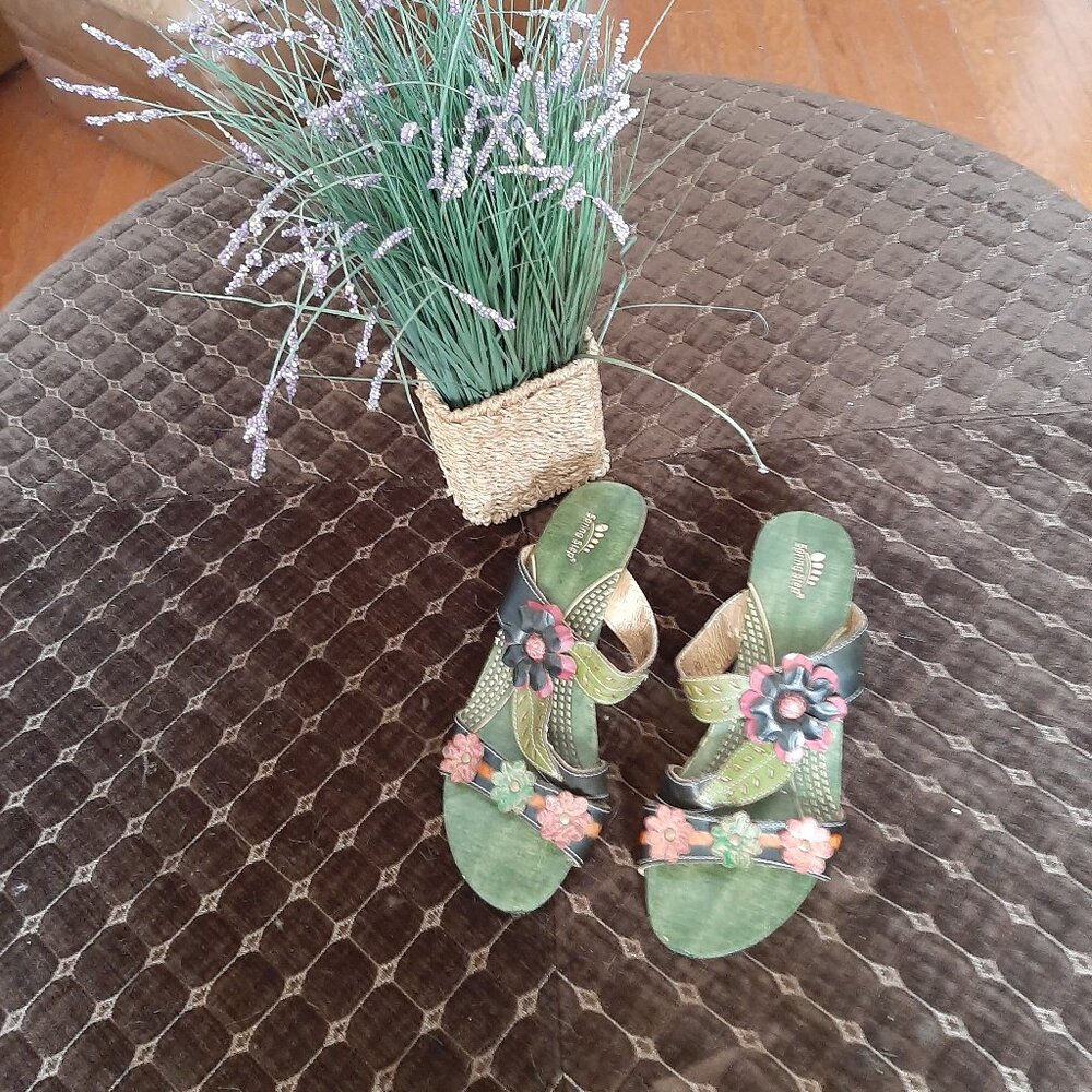 Spring step L'artiste Sandals Womens Ur 42 Size 10, just drop  $5.95 on Shipping